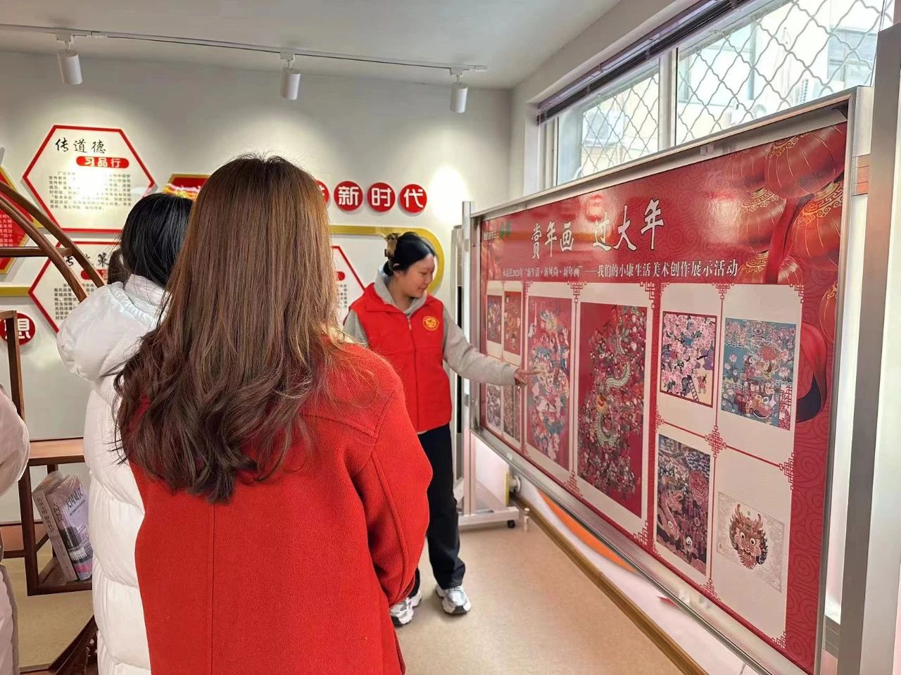 我縣開展“我在新時代文明實踐中心賞年畫”活動